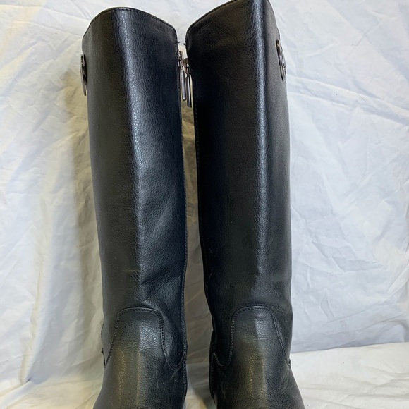 Michael Kors woman’s boots, EUC, size 4 - Picture 5 of 12